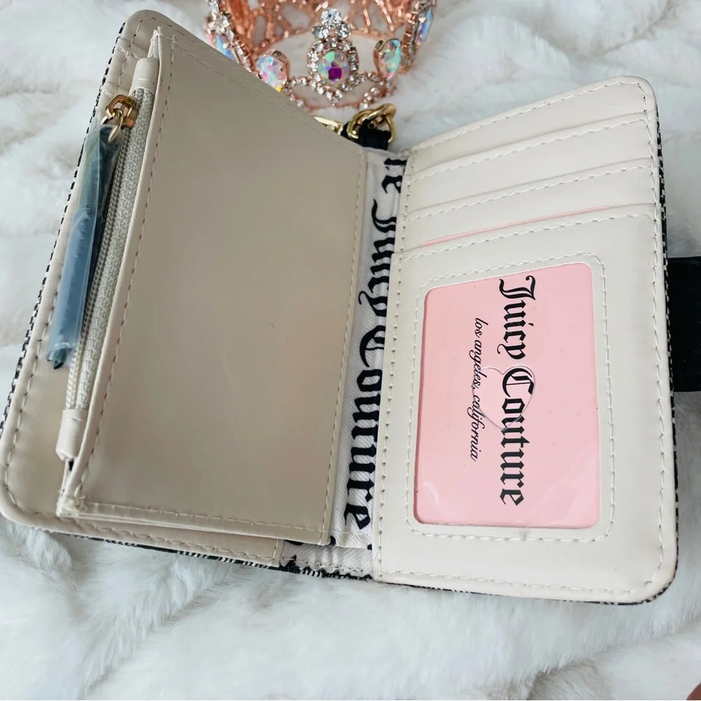 NEW Juicy Couture Gothic Monogram Bifold Wallet‎ Black Heart Snap Keychain